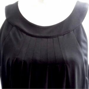 Elle Black Sleeveless Round Neck Shift Dress